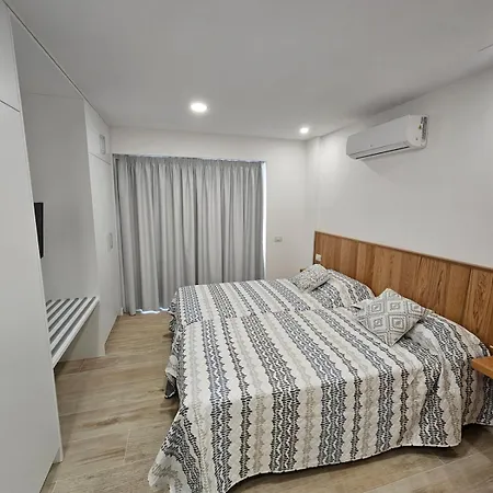 5 Minutes From The Beach, With Air Conditioning Appartement