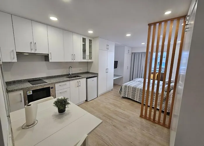 5 Minutes From The Beach, With Air Conditioning Appartement